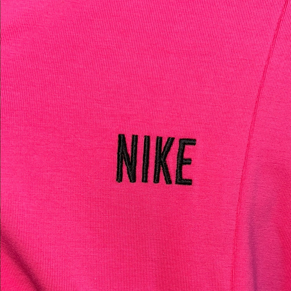 🌺Nike Fuchsia Zip-Up Jacket - Picture 2 of 4